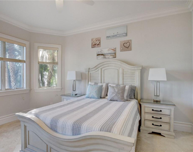 1320 S Lakeside Drive - Photo Thumbnail 23