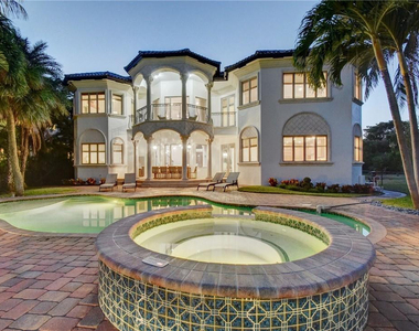 1320 S Lakeside Drive - Photo Thumbnail 13