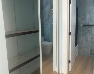 101 Se 6th Avenue - Photo Thumbnail 10