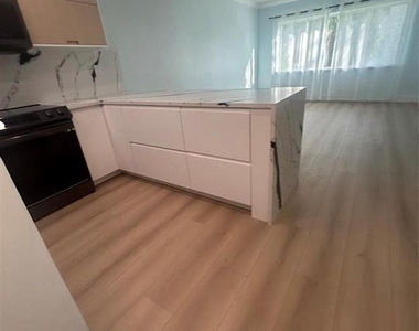 101 Se 6th Avenue - Photo Thumbnail 1