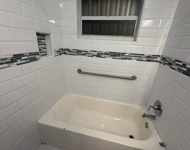 231 Sw 8th Street - Photo Thumbnail 16