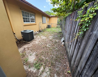 231 Sw 8th Street - Photo Thumbnail 28