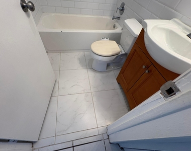 231 Sw 8th Street - Photo Thumbnail 18