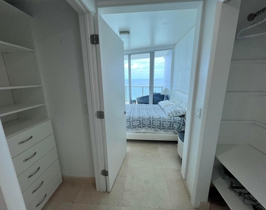 17001 Collins Avenue - Photo Thumbnail 8