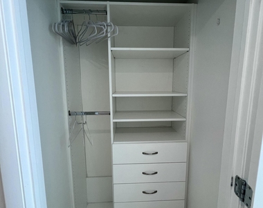 17001 Collins Avenue - Photo Thumbnail 12