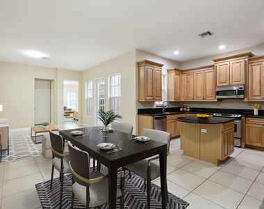 810 Nw 83rd Lane - Photo Thumbnail 8