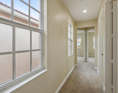 810 Nw 83rd Lane - Photo Thumbnail 15