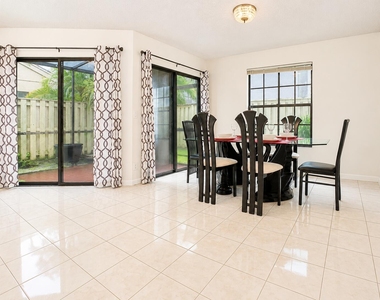 1710 Shoreside Circle - Photo Thumbnail 7