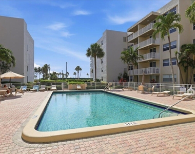 2929 S Ocean Boulevard - Photo Thumbnail 28