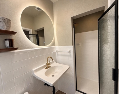 222 Se 16th Avenue - Photo Thumbnail 30