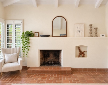 222 Se 16th Avenue - Photo Thumbnail 3