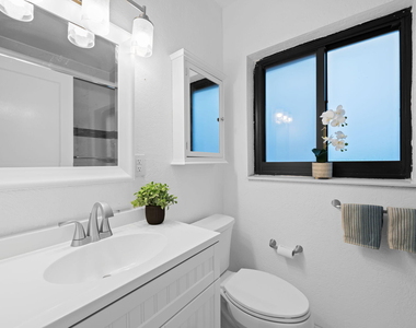 222 Se 16th Avenue - Photo Thumbnail 15