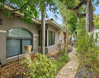 222 Se 16th Avenue - Photo Thumbnail 20