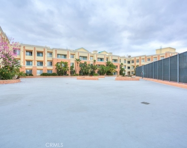 580 W Main - Photo Thumbnail 32