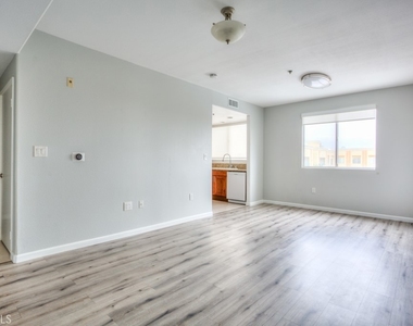 580 W Main - Photo Thumbnail 6