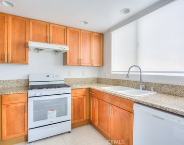 580 W Main - Photo Thumbnail 15