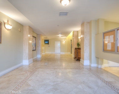 580 W Main - Photo Thumbnail 2