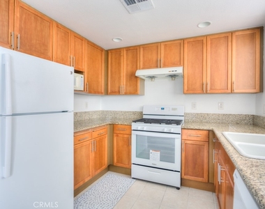 580 W Main - Photo Thumbnail 16