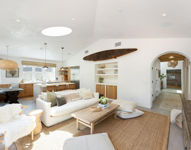 1361 Greenock Lane - Photo Thumbnail 7