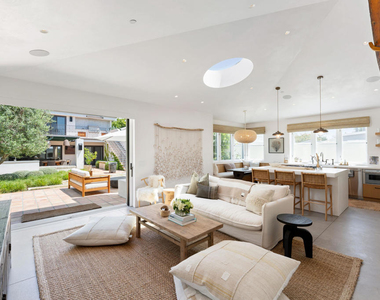 1361 Greenock Lane - Photo Thumbnail 9