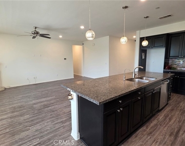 11916 Berlyn Dove Court - Photo Thumbnail 4