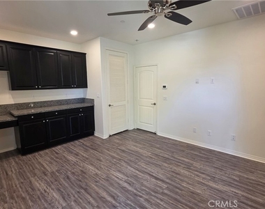 11916 Berlyn Dove Court - Photo Thumbnail 18