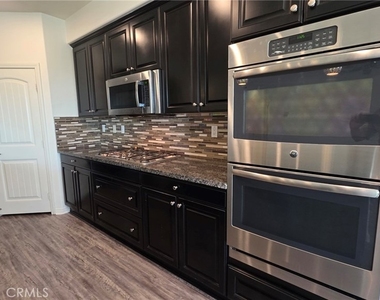 11916 Berlyn Dove Court - Photo Thumbnail 7