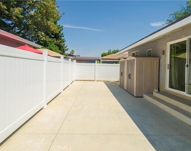 7445 Hesperia Avenue - Photo Thumbnail 13