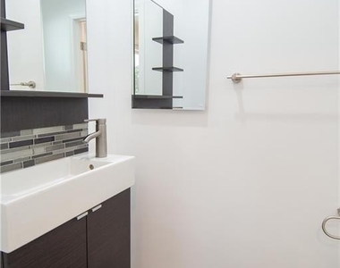 7445 Hesperia Avenue - Photo Thumbnail 12