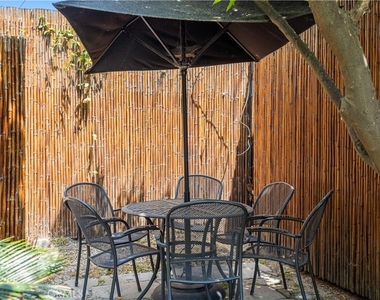 4416 Morella Avenue - Photo Thumbnail 58
