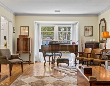 4416 Morella Avenue - Photo Thumbnail 11