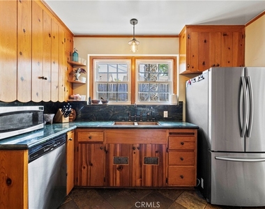 4416 Morella Avenue - Photo Thumbnail 22