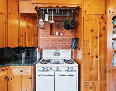 4416 Morella Avenue - Photo Thumbnail 17