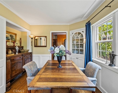 4416 Morella Avenue - Photo Thumbnail 14
