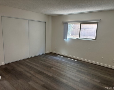 7055 Etiwanda Avenue - Photo Thumbnail 8