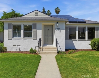 2715 Cedar - Photo Thumbnail 2