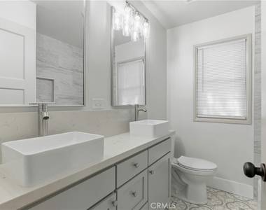 2715 Cedar - Photo Thumbnail 10