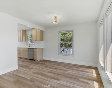 2715 Cedar - Photo Thumbnail 21