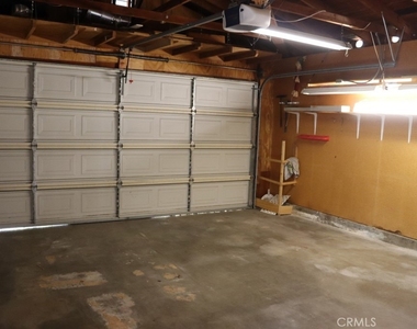 18616 Lassen Street - Photo Thumbnail 33