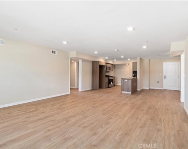 13710 Foothill - Photo Thumbnail 6