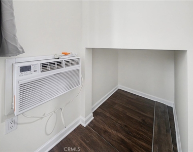 418 N Ogden - Photo Thumbnail 13