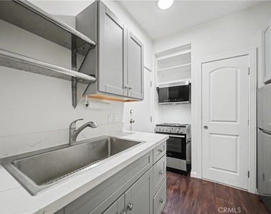 418 N Ogden - Photo Thumbnail 11