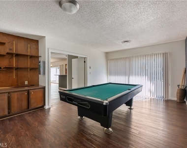 3649 Emerald Street - Photo Thumbnail 8