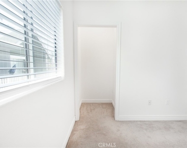 3662 Clarington - Photo Thumbnail 5