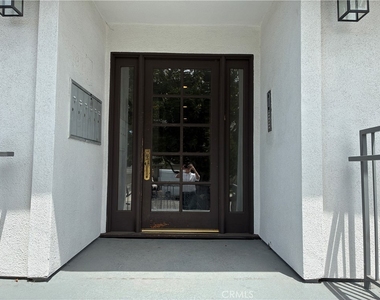 3662 Clarington - Photo Thumbnail 38