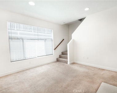 3662 Clarington - Photo Thumbnail 32