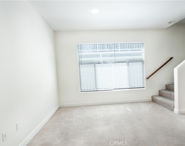 3662 Clarington - Photo Thumbnail 23