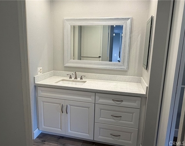 6542 #d408 Ocean Crest Dr. - Photo Thumbnail 4