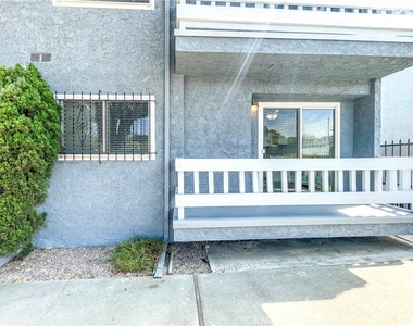 6655 W 86th Place - Photo Thumbnail 1