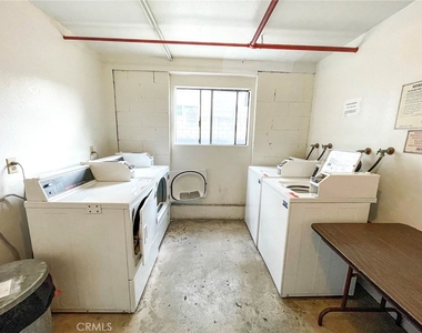 6655 W 86th Place - Photo Thumbnail 14